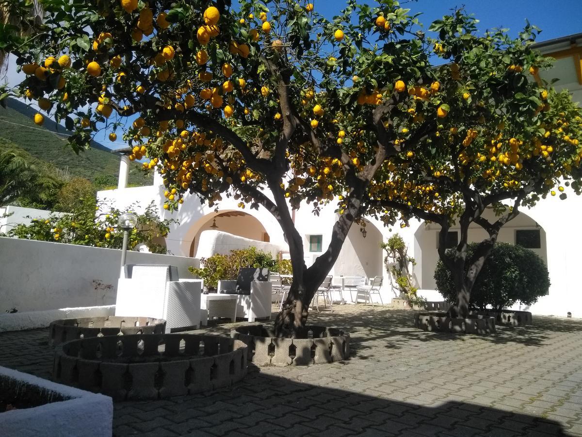 Villa Petrusa Stromboli Exterior photo
